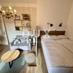 ZAGREB, CENTAR - dvoetažni stan s tri apartmana i odličnim prihodima!
