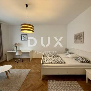 ZAGREB, CENTAR - dvoetažni stan s tri apartmana i odličnim prihodima!