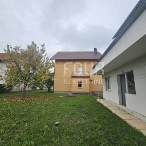 Zagreb okolica, kuća s 3 stana + gosp. objekt i okućnica
