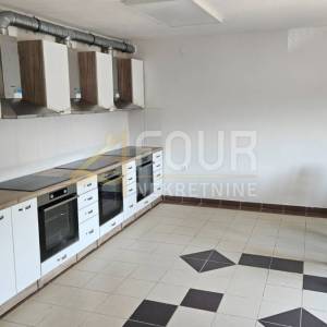 Zagreb - okolica, Soblinec, samostojeća kuća, 790m2