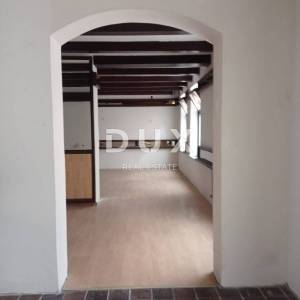 ZAGREB, POSLOVNI PROSTOR - 333 m2 u strogom centru
