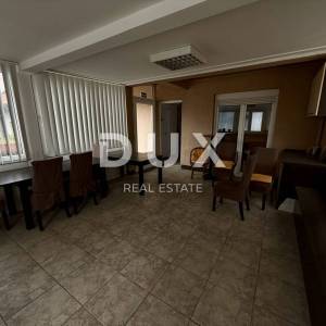 ZAGREB, VOLTINO - poslovna zgrada 266 m² NKP, 4 etaže, 4 parkirna mjesta!
