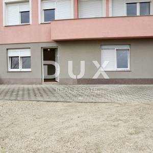 ZAGREB, VRAPČE - Novouređen trosobni stan 67 m² s parkingom!