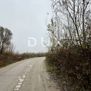 ZAGREB, ŽITNJAK - građevinsko zemljište za halu/poslovnu namjenu 4527 m² 