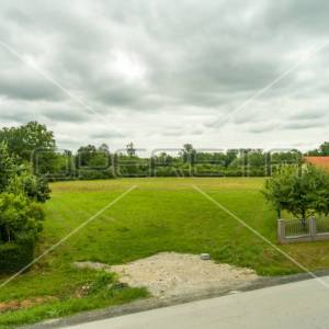 Zagrebačka ulica 83, Dugo Selo, 13.350,00 m2, 534.000,01 EUR