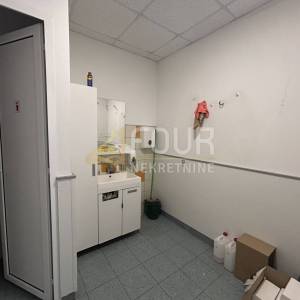 Zakup, Istra, Pula, Centar, poslovni prostor, 242m2