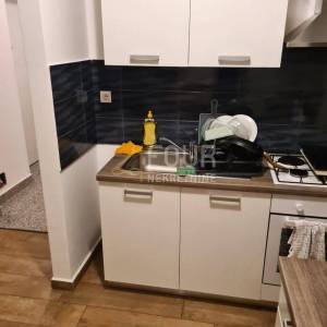Zakup, Marinići, poslovni prostor, 40m2
