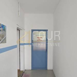 Zakup, Marinići, poslovni prostor, 701m2