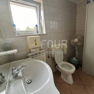 Zakup, Matulji, Jurdani, 150m2, poslovni prostor