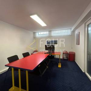 Zakup, Matulji, Jurdani, 150m2, poslovni prostor
