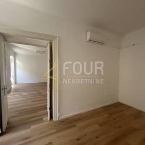 Zakup, Rijeka, Centar, poslovni prostor, 66.26m2