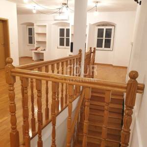 Zakup, Rijeka, Centar, poslovni prostor, 64m2
