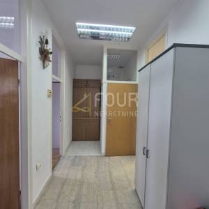 Zakup, Rijeka, Mlaka, poslovni prostor - ured, 53.64m2