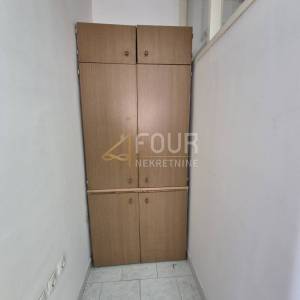 Zakup, Rijeka, Mlaka, poslovni prostor - ured, 53.64m2