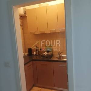 Zakup, Rijeka, Zamet, 123.23m2, poslovni prostor