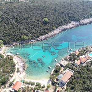 Zemljište 8.079 m² blizu mora, uvala Rasohatica, Korčula