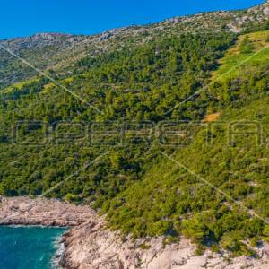 Zemljište, poljoprivredni potencijal u Potomju, 34.923 m2, Pelješac