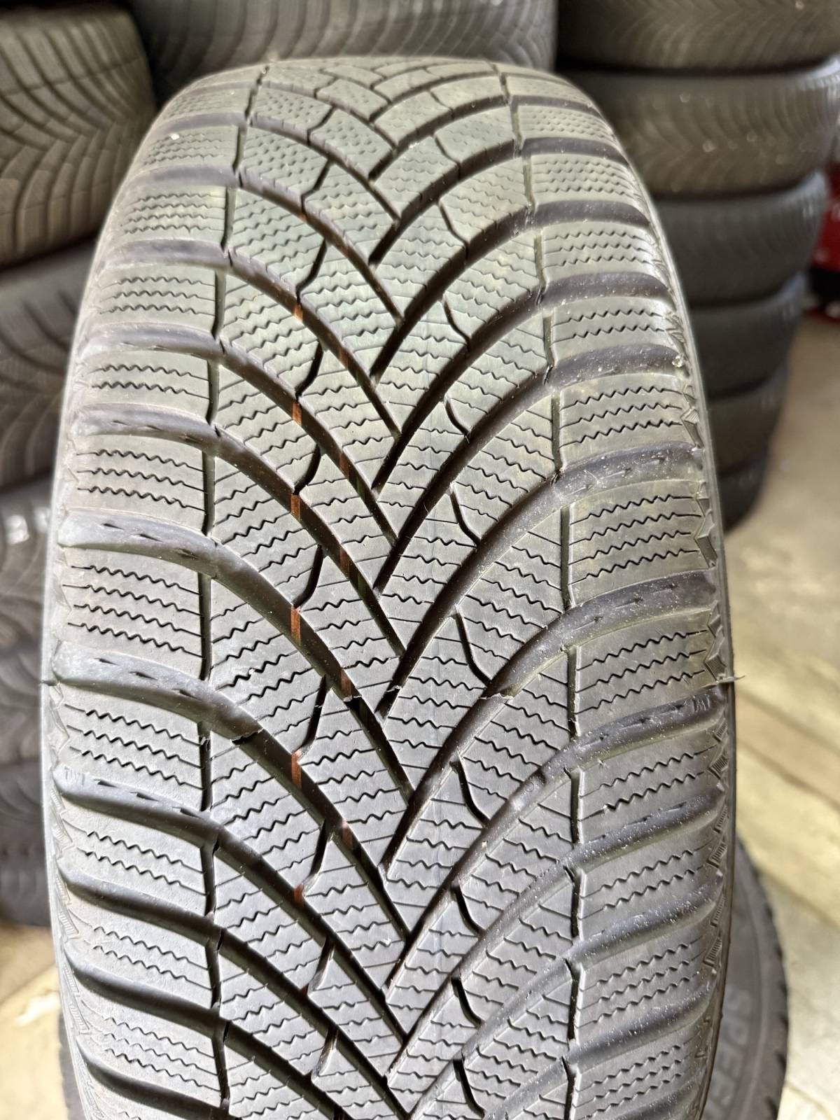 Zimske gume Semperit Speed Grip 5   205/55R16  / 4 komada