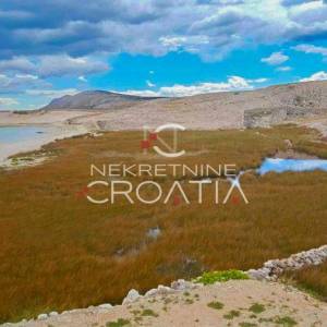 ZRĆE, uz plažu, 134.000 m2 SA IZVOROM VODE !!! 