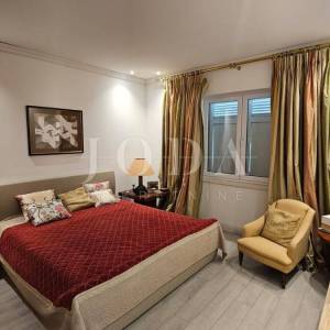 2 vile s bazenom + poslovni prostor na jednoj parceli od 2.700 m2