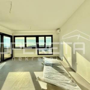 2S apartman na drugom katu – Povljana