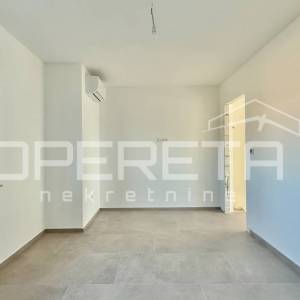 2S apartman na drugom katu – Povljana