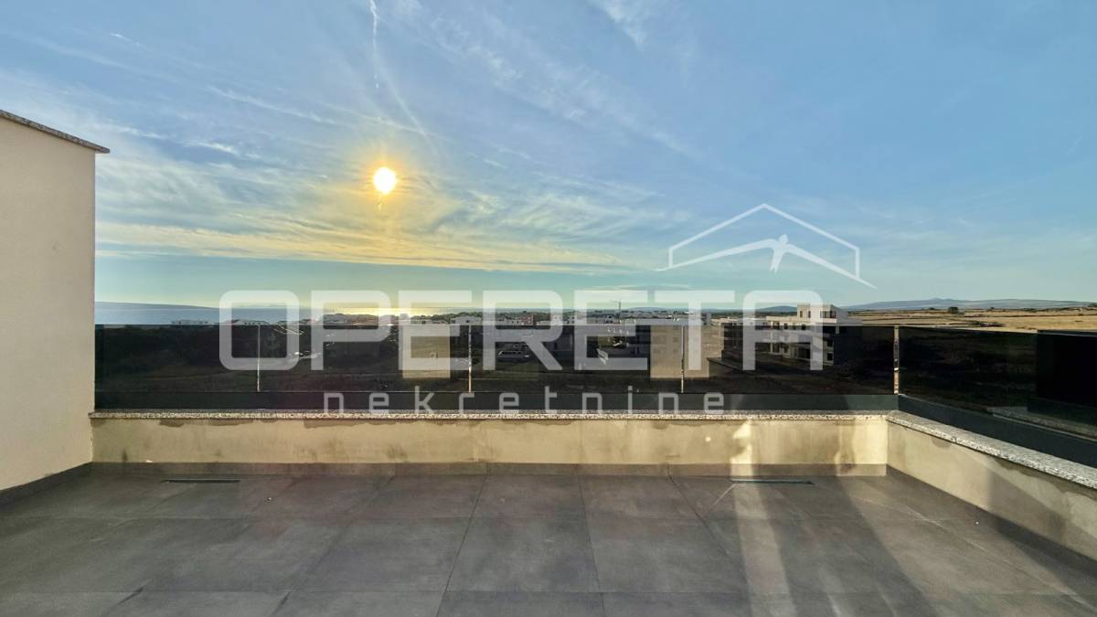 2S apartman na drugom katu – Povljana