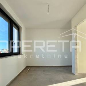 2S apartman na drugom katu – Povljana