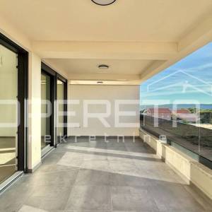 2S apartman na drugom katu – Povljana