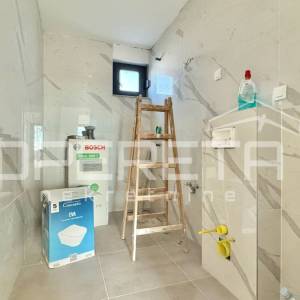 2S apartman na prvom katu – Povljana