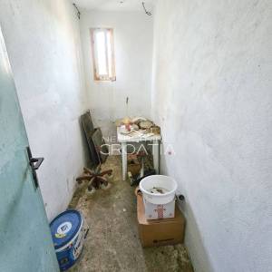 4,5 ha ZEMLJIŠTA + KUĆA