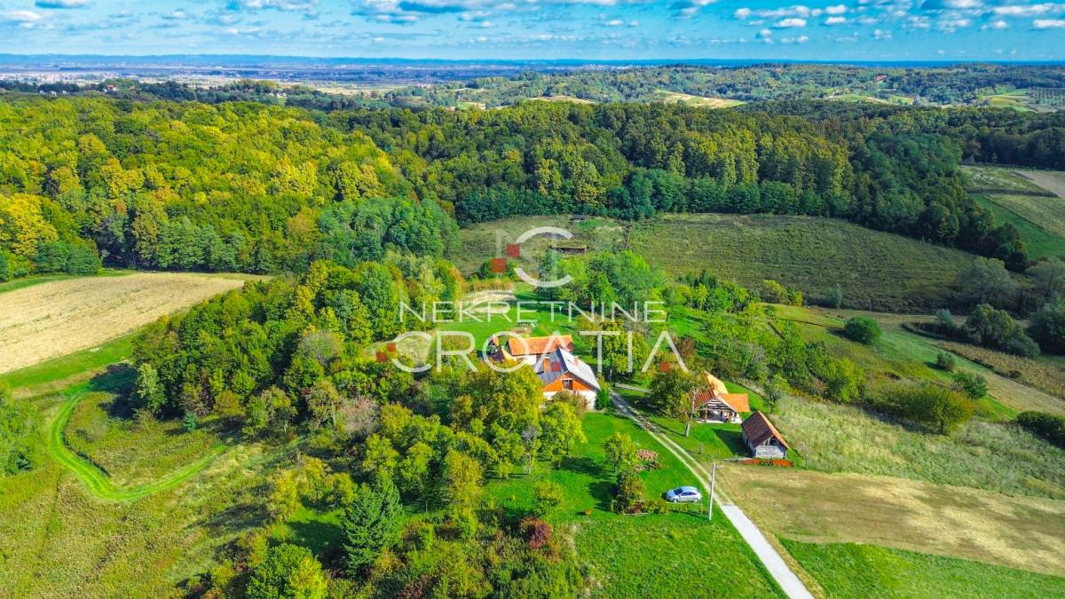 4,5 ha ZEMLJIŠTA + KUĆA