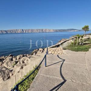 Apartman 50m od mora