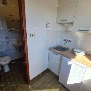 Apartman na prodaju u Barbarigi – prvi red do mora