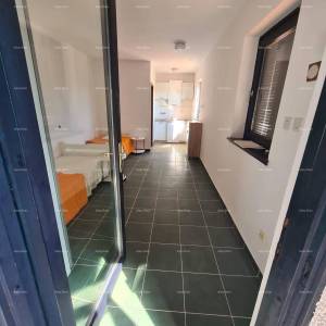 Apartman na prodaju u Barbarigi – prvi red do mora