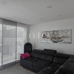 Apartman s okućnicom blizu plaže, Njivice