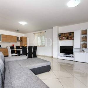 Apartman s otvorenim pogledom na more u Vrbniku