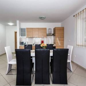 Apartman s otvorenim pogledom na more u Vrbniku