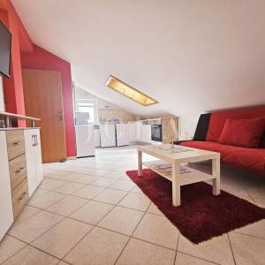 Apartman s otvorenim pogledom na more - Malinska