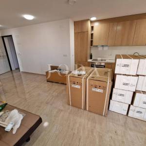 Apartman s pogledom na more i okućnicom, Njivice - otok Krk