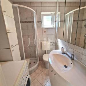 Apartman s pogledom na more 60 m od plaže