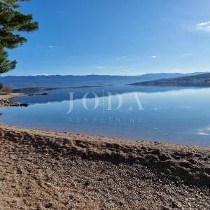 Apartman s pogledom na more 60 m od plaže