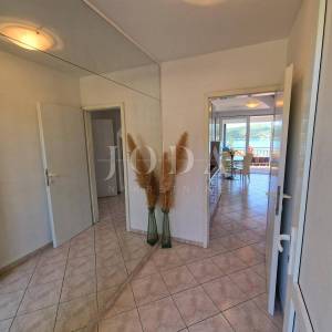 Apartman s pogledom na more 60 m od plaže
