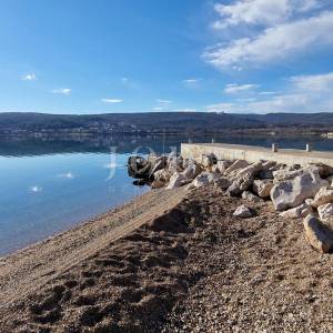 Apartman s pogledom na more 60 m od plaže