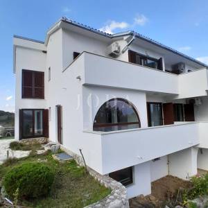 Apartman sa bazenom