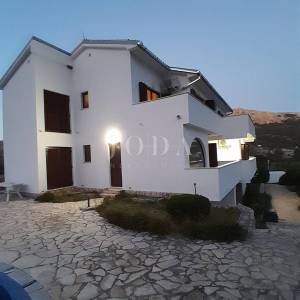 Apartman sa bazenom