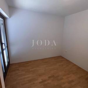 Apartman sa bazenom