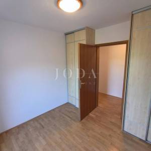 Apartman sa bazenom