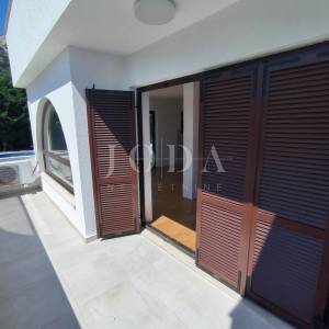 Apartman sa bazenom