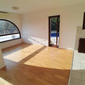 Apartman sa bazenom